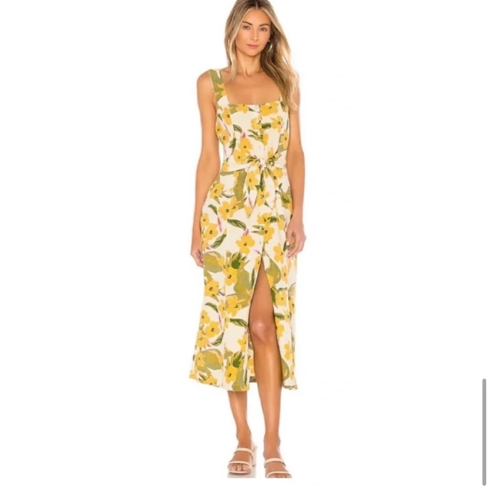 L*Space Floral Linen Blend Dress Mykonos in Ibiza - Picture 2 of 13
